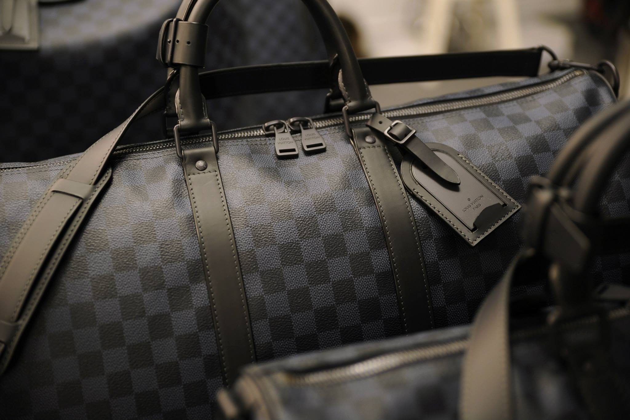 Never Pay Full Price For Louis Vuitton! 